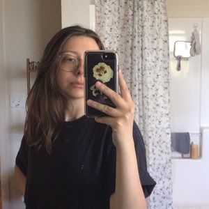 Meet your Posher, Leya